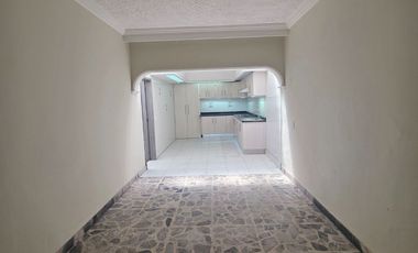 CASA HABITACIÓN EN VENTA EN: Genaro Vega Salazar No. 2518 Col. Heliodoro Hernández Loza, Guadalajara, Jal.