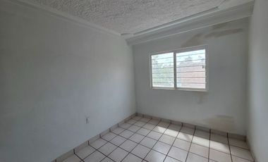 CASA HABITACIÓN EN VENTA EN: Genaro Vega Salazar No. 2518 Col. Heliodoro Hernández Loza, Guadalajara, Jal.