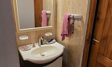 CASA CON AMPLIO TERRENO EN ESQUEL, CHUBUT