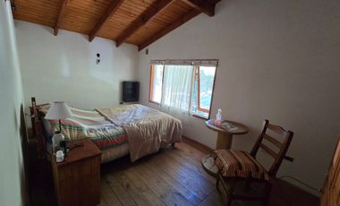 CASA CON AMPLIO TERRENO EN ESQUEL, CHUBUT