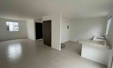 Venta de casa a estrenar  Urbanización Paseo de Sol vía a la costa