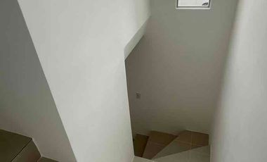 Venta de casa a estrenar  Urbanización Paseo de Sol vía a la costa