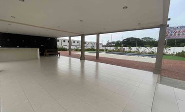 Venta de casa a estrenar  Urbanización Paseo de Sol vía a la costa