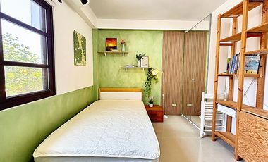 For Rent Semi- Furnished Studio Unit in Brentwood Mactan Condo
