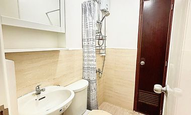 For Rent Semi- Furnished Studio Unit in Brentwood Mactan Condo
