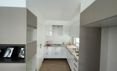 Departamento de venta en en sector El Bosque Quito , Ecuador.