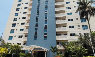 Departamento en 5to. piso de 3 recámaras en Torre Veramar con hermosa vista al mar