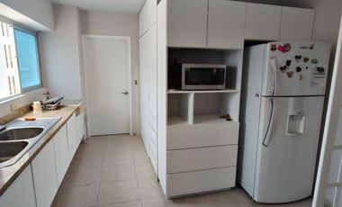 Departamento en 5to. piso de 3 recámaras en Torre Veramar con hermosa vista al mar