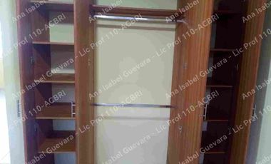 Venta de casa pequeña en conjunto cerrado El Milagro