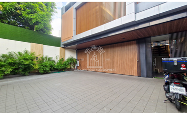 Brand New Commercial/Office building for sale in Mandaluyong City