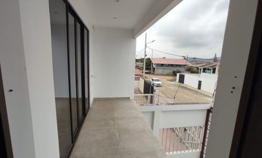 casa con piscina de venta en crucita manabi ar