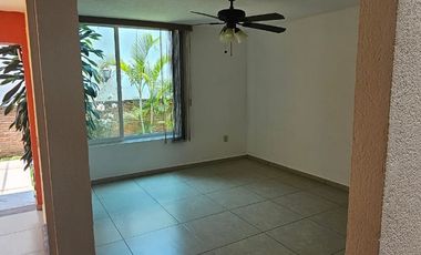 Casa en renta col Acapatzingo, CUernavaca Morelos.