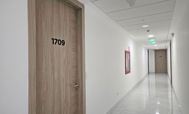 Alquiler de Departamento de ESTRENO, 3 dormitorios, cocina equipada - Moderno edificio Torre Millenium, Avenida Francisco de Orellana