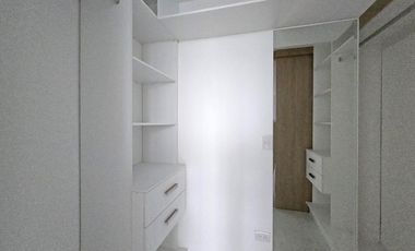 Alquiler de Departamento de ESTRENO, 3 dormitorios, cocina equipada - Moderno edificio Torre Millenium, Avenida Francisco de Orellana