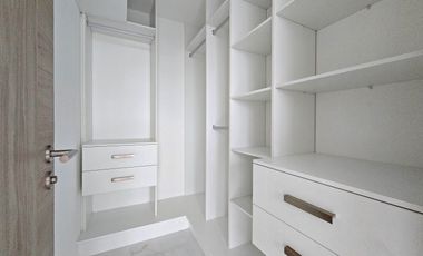 Alquiler de Departamento de ESTRENO, 3 dormitorios, cocina equipada - Moderno edificio Torre Millenium, Avenida Francisco de Orellana