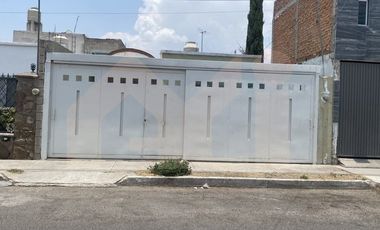 VENDO CASA EN PASEOS DE AGUASCALIENTES 🏡