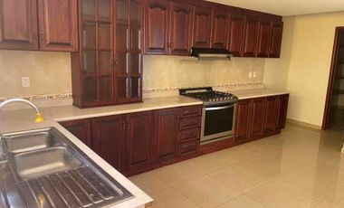 hermosa casa. en renta