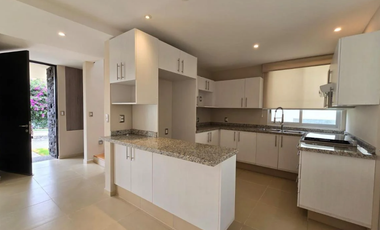 VENTA DE CASA EN JARDINES DEL PEDREGAL! ENTREGA GARANTIZADA!