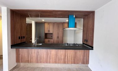 Casa en Venta en Priv. Cimera a 5 min de Villamagna