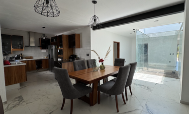 Olivos residencial, Zona real, casa de lujo