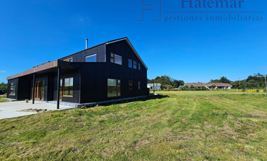 Arriendo casa de Lujo en Parcelación Edelweis Puerto Varas