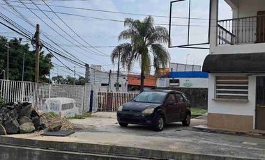 Inversionistas, Plaza Comercial en funcionamiento.