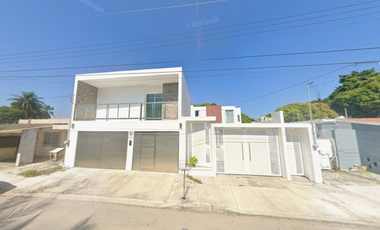 Casa en Avenida Ignacio Zaragoza, Centro, Chetumal, Quintana Roo NO CREDITOS