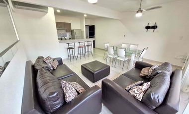 Renta de Departamento Totalmente Amueblado en 1er Nivel Condominio Liverte, con Seguridad 24/7 y 3 Albercas en Área Común