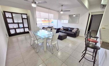 Renta de Departamento Totalmente Amueblado en 1er Nivel Condominio Liverte, con Seguridad 24/7 y 3 Albercas en Área Común