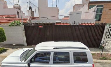 Estrena esta propiedad ubicada en la Colonia Hacienda de Echegaray, Naucalpan de Juárez, EDOMEX. A un precio por debajo de su valor de mercado