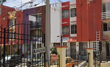 GJL.- CASITA ADJUDICADA EN VENTA EN SIERRA DE ORIZABA 27 LAS JOYAS CUAUTITLAN