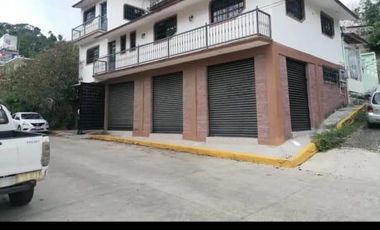 Zihuatanejo Casa En Venta En La Noria Cuenta Con 2 Locales Comerciales