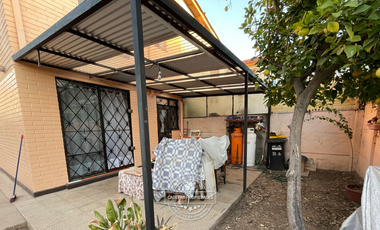 VENDE HERMOSA CASA EN LA FLORIDA EXCELENTE UBICACION