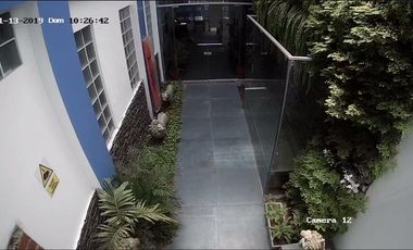 EDIFICIO DE 5 PISOS EN VENTA - IDEAL PARA NEGOCIO O INVERSIÓN