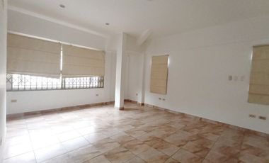 Alquiler de Casa en Kennedy para Oficinas