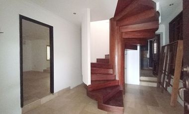 Alquiler de Casa en Kennedy para Oficinas