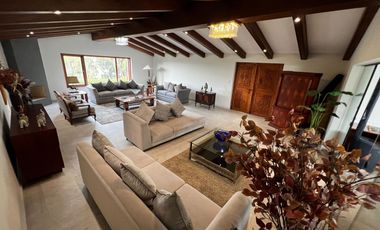 VENTA CASA EN CASUARINAS