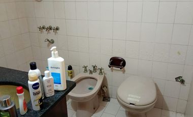 Castelar Norte - Venta - Chalet 7 Ambientes