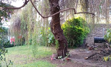 Castelar Norte - Venta - Chalet 7 Ambientes