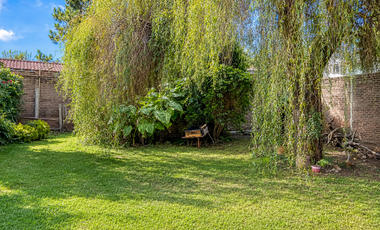 Castelar Norte - Venta - Chalet 7 Ambientes