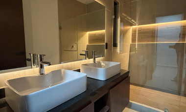 ¡VENDO CASA CON EXCELENTES ACABADOS Y TOTALMENTE EQUIPADA!