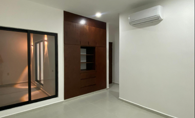 ¡VENDO CASA CON EXCELENTES ACABADOS Y TOTALMENTE EQUIPADA!