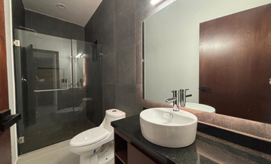 ¡VENDO CASA CON EXCELENTES ACABADOS Y TOTALMENTE EQUIPADA!