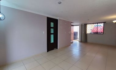 CASA DE VENTA EN SAN ANTONIO ( MITAD DEL MUNDO)