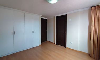 CASA DE VENTA EN SAN ANTONIO ( MITAD DEL MUNDO)