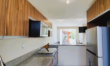 Casa en venta en Villas Paradiso, Puerto Vallarta, seguridad y alberca