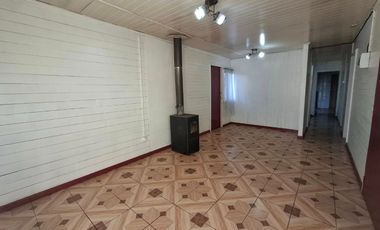 Venta casa en Victoria frente a Bomberos cercana a Supermercado y Hospital