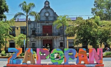 HERMOSA CASA DE RECUPERACION BANCARIA EN JARDINES DE LAS FUENTES, ZAPOPAN, JALISCO.