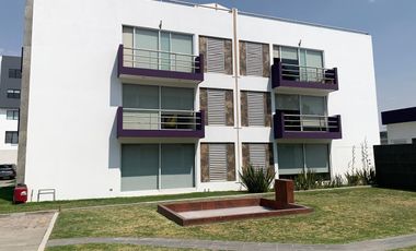 RENTA DEPARTAMENTO ZONA UDLAP, 2 RECAMRAS 2 1/2 BAÑOSCASETA DE VIGILANCIA 24/7  ROOFGARDEN PRIVADO POR DEPARTAMENTO.  SALÓN DE USOS MÚLTIPLES CON BAÑO