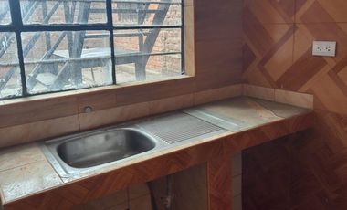 Vendo Casa de 2 pisos en zona estratégica de San Martín de Porres, muy cerca a Avenidas principales